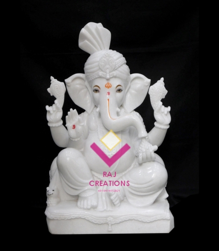 White Marble Ganesh Ji Moorti In Sitting Position